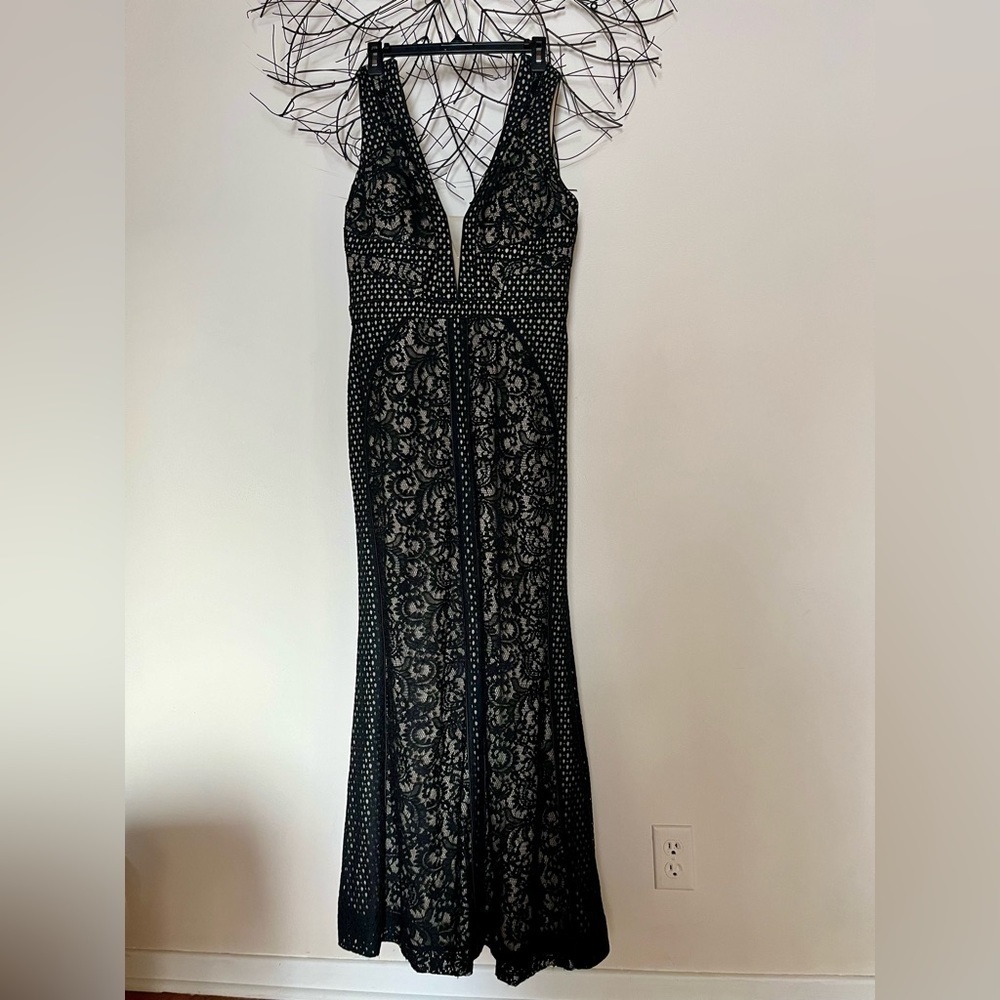 TONY BOWLS black overlay sheer illusion long  evening dress Formal size 14 - Picture 6 of 6